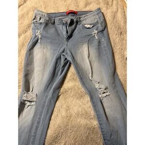 Gogo Star Women’s Jeans Size 13 Light Wash Distressed Skinny Stretch Denim
